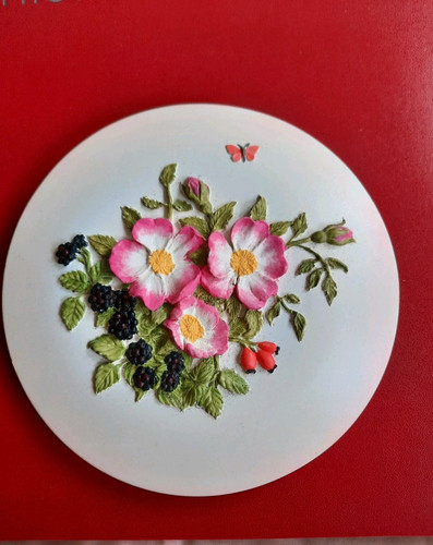 Beautiful vintage wall hanging - beautiful,