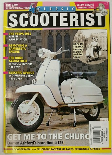 Classic scooterist vespa - classic, 90ss