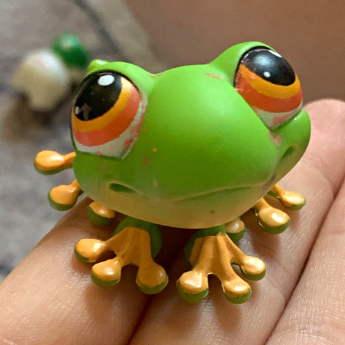 Littlest pet shop - shop, frog