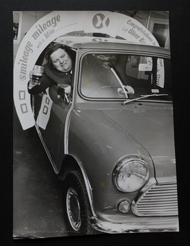 Austin mini winner celebrates - austin,