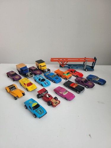 Bundle unboxed matchbox - of,