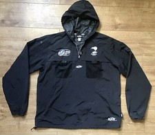 NEW ZEALAND RUGBY LEAGUE - GILLETTE RUGBY LEAGUE TRI-NATIONS 2004 HOODED JACKET