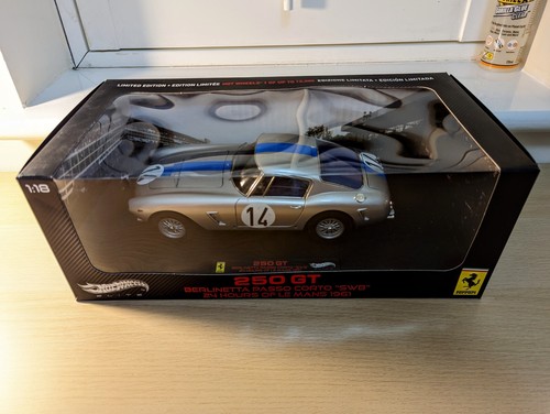 Hot wheels elite - 1/18, ferrari