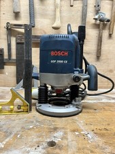 Bosch GOF 2000 CE Professional Router 110V . used once. Excellent condition 