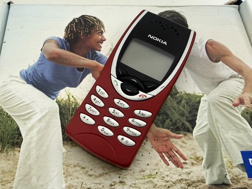 Nokia 8210 phone good - 8210,