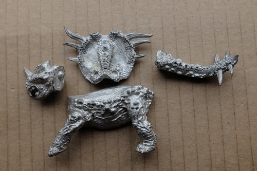 Lizardmen stegadon parts only - stegadon,