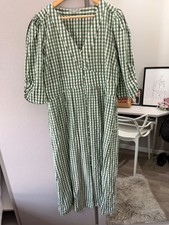 Oliver Bonas Green Gingham