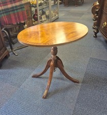 LOVELY COMPACT MAHOGANY TILT