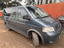 VW TRANSPORTER T5 CARAVELLE