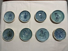 8 pin dishes by Seviers Pottery - including 1953 Coronation commemoratives.