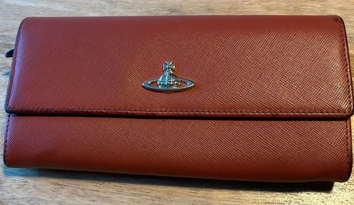 Authentic vivienne westwood - vivienne,