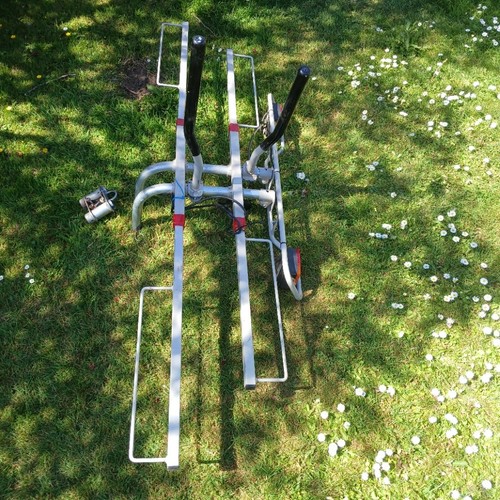 Towbar mounted cycle - towbar, carrier