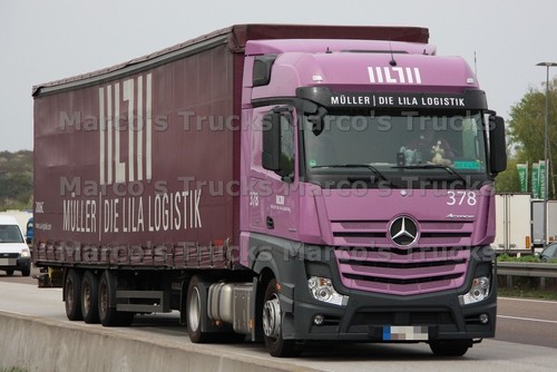 Truck photo mercedes benz - truck,