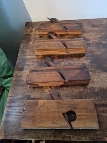 Wooden antique moulding - 4,