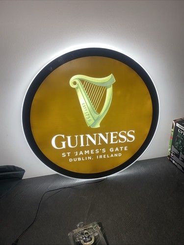 Guinness illuminated sign - guinness,