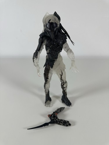 Neca predators falconer - neca,