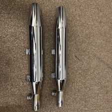 Harley-Davidson Sportster Exhaust Mufflers Silencers 1x 64891-04A & 1x 64893-04A