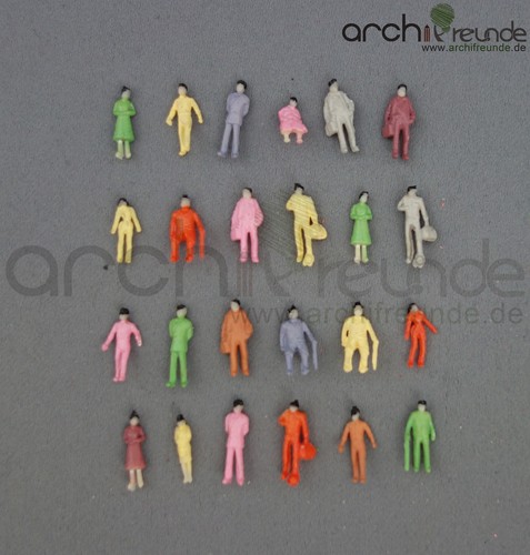 100 model standing seated - x,