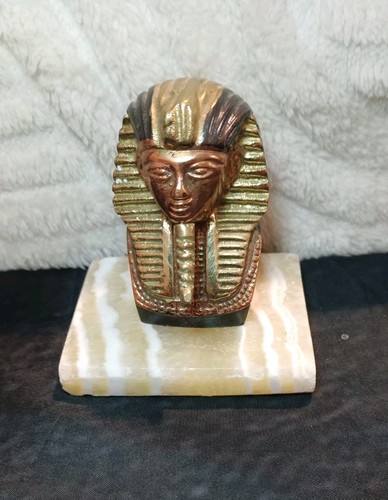 Bronze and copper bust - ,