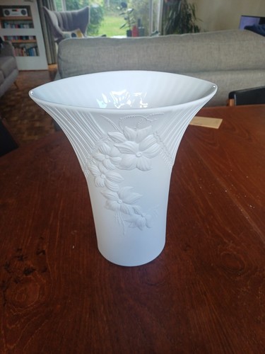 Kaiser white porcelain vase - kaiser,
