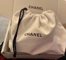CHANEL GIFT BAG  Pouch Dust