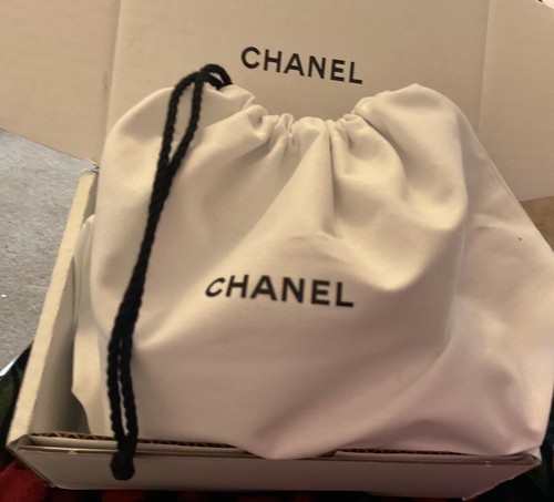 Chanel gift bag pouch dust - bag,