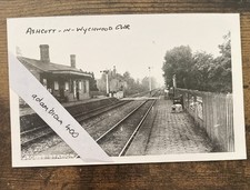 74. ASHCOTT STATION OXFORDSHIRE British railway photograph