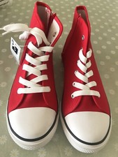 Dunnes Red Baseball Boots Size