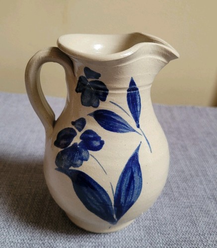 Williamsburg pottery salt - pottery,