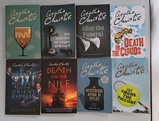 8 Agatha Christie Poirot