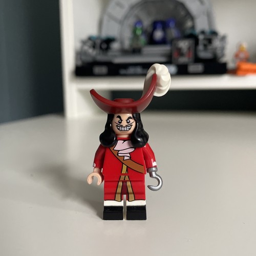 Lego disney 100 - disney, hook