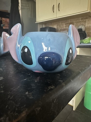 Lilo and stitch - lilo,