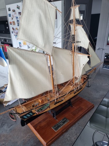 Very large model - large,