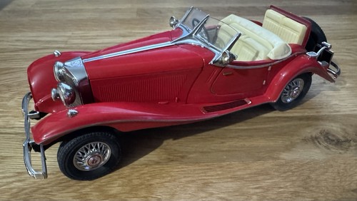 Franklin mint red 1935 - red,