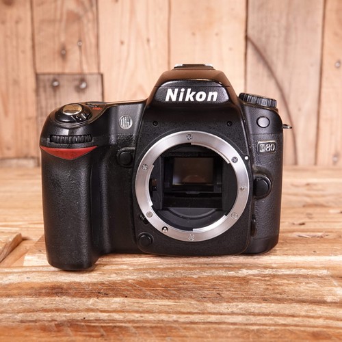 Faulty nikon d80 - faulty, body