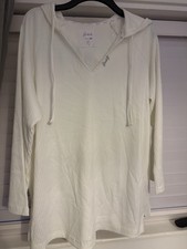 Mrs Hinch lounge top size 20/22 in cream. Good condition. £5