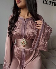 Embroidered ￼kaftan