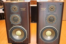 DIATONE DS-1000HR 3-Way Bookshelf Speakers Pair Excellent Condition Working
