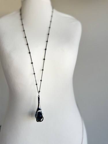 Ribbon and asher ball charm - and,