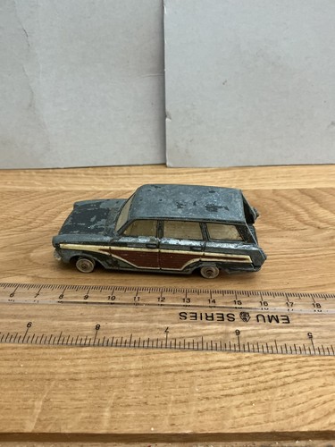 Corgi toys 491 ford consul - toys,