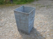 GENUINE VINTAGE RUSTIC GALVANISED FEED BIN / LAUNDRY / LOG BIN