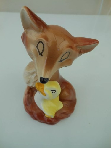 Hornsea fauna fox with - with, duck