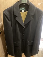 Lucinda Green Black Show