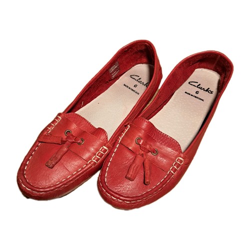 Clarks red soft - soft, tassel