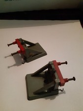 X2 HORNBY MECCANO  OO gauge buffer stops 3 rail