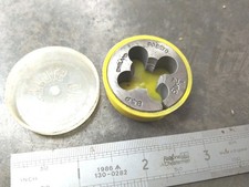 Presto 1/4 Bsp Split Die