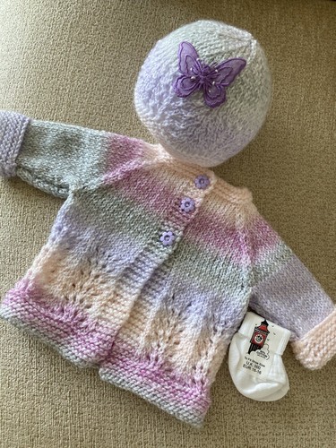 Hand knitted reborn dolls - hand,
