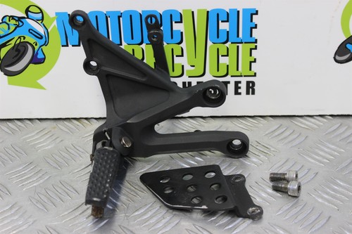 Honda cbr 1000 footrest - 1000,