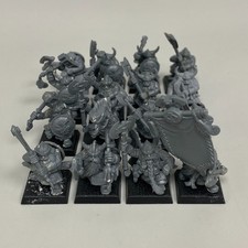 17 DWARVES WARHAMMER FANTASY