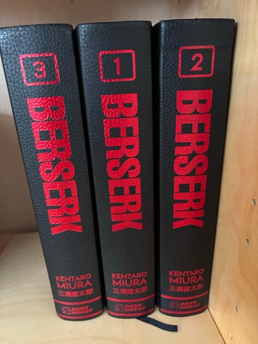 Berserk deluxe edition volumes - deluxe,